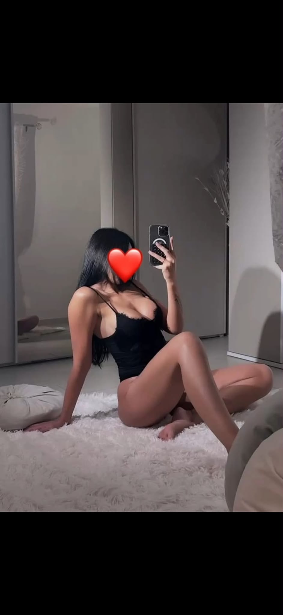 ברמת השרון – בחורה חמה