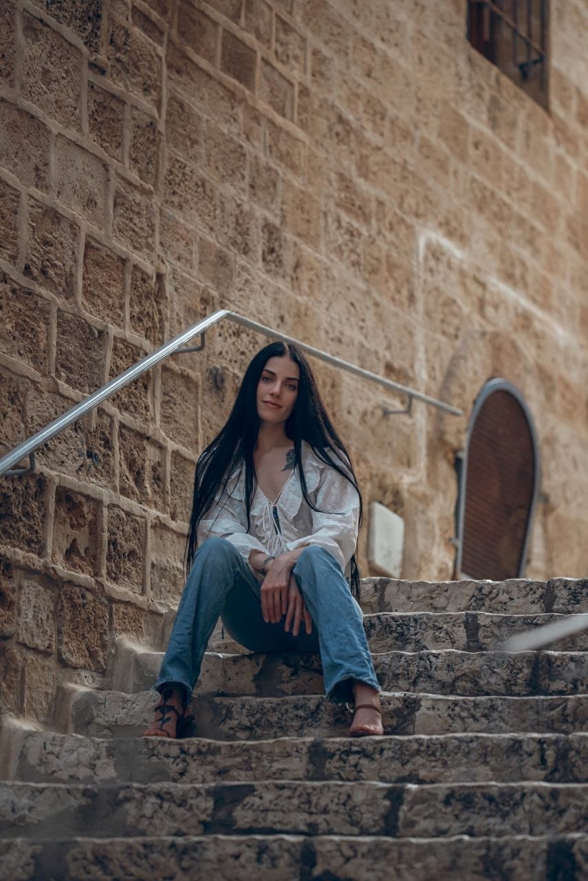 ליזה – מעסה דיסקרטית 25 ברונטית תל אביב