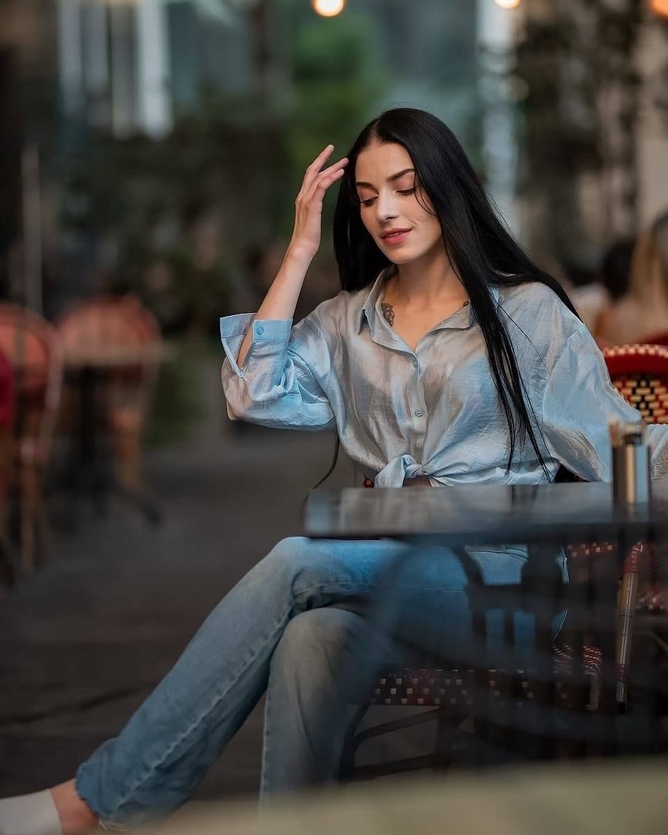 ליזה- תל אביב- בת 25 ברונטית מסאזיסטית מושלמת