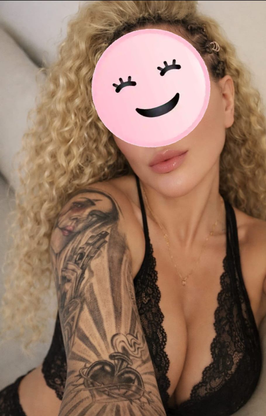 מארחות ברמה גבוהה – בהרצליה