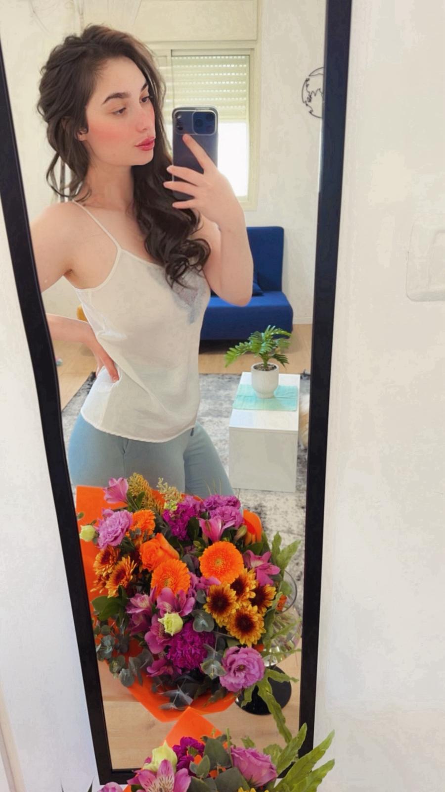 פרולה חדשה – נתניה- 20 תיירת מברזיל
