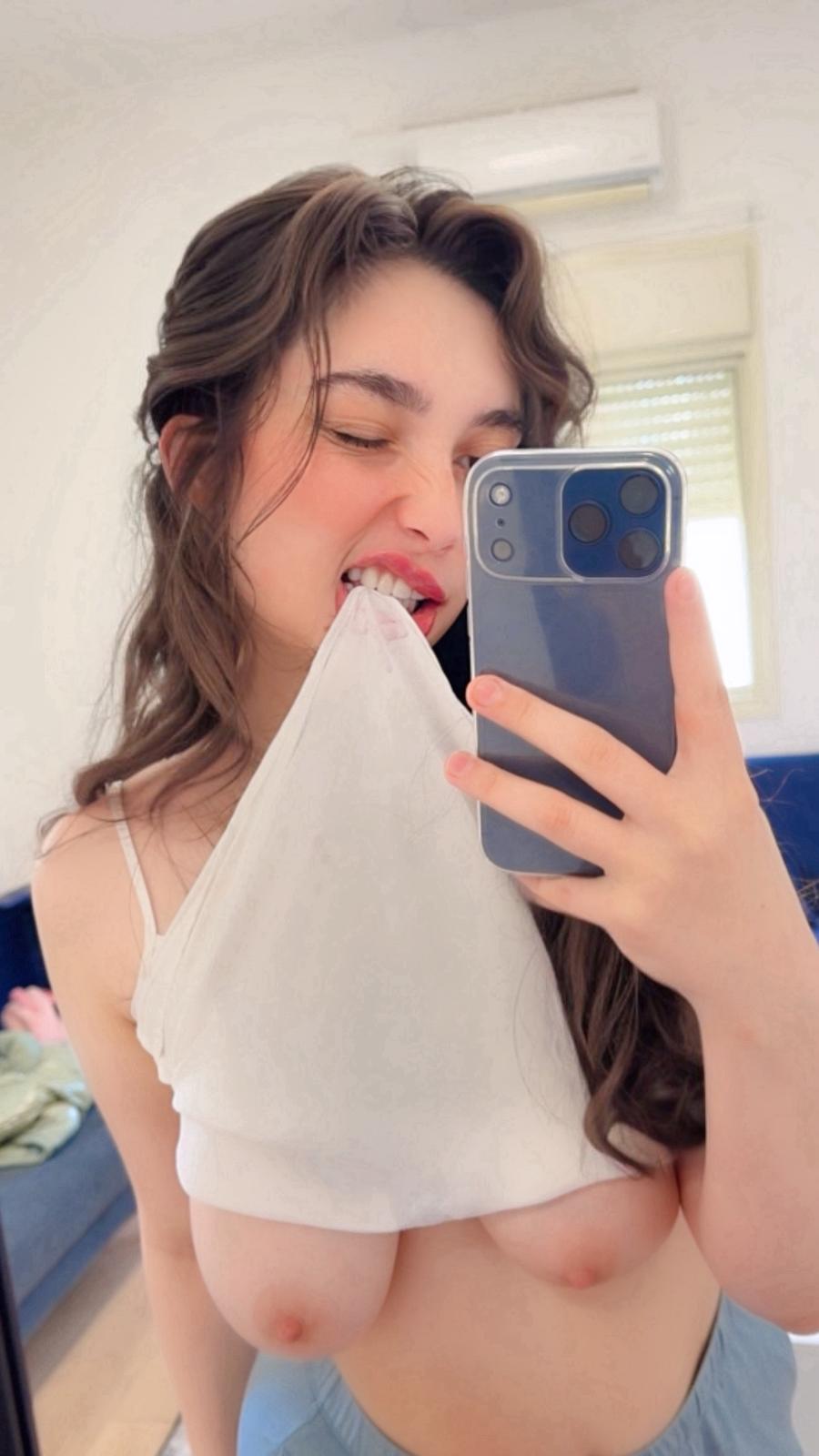 פרולה חדשה – נתניה- 20 תיירת מברזיל