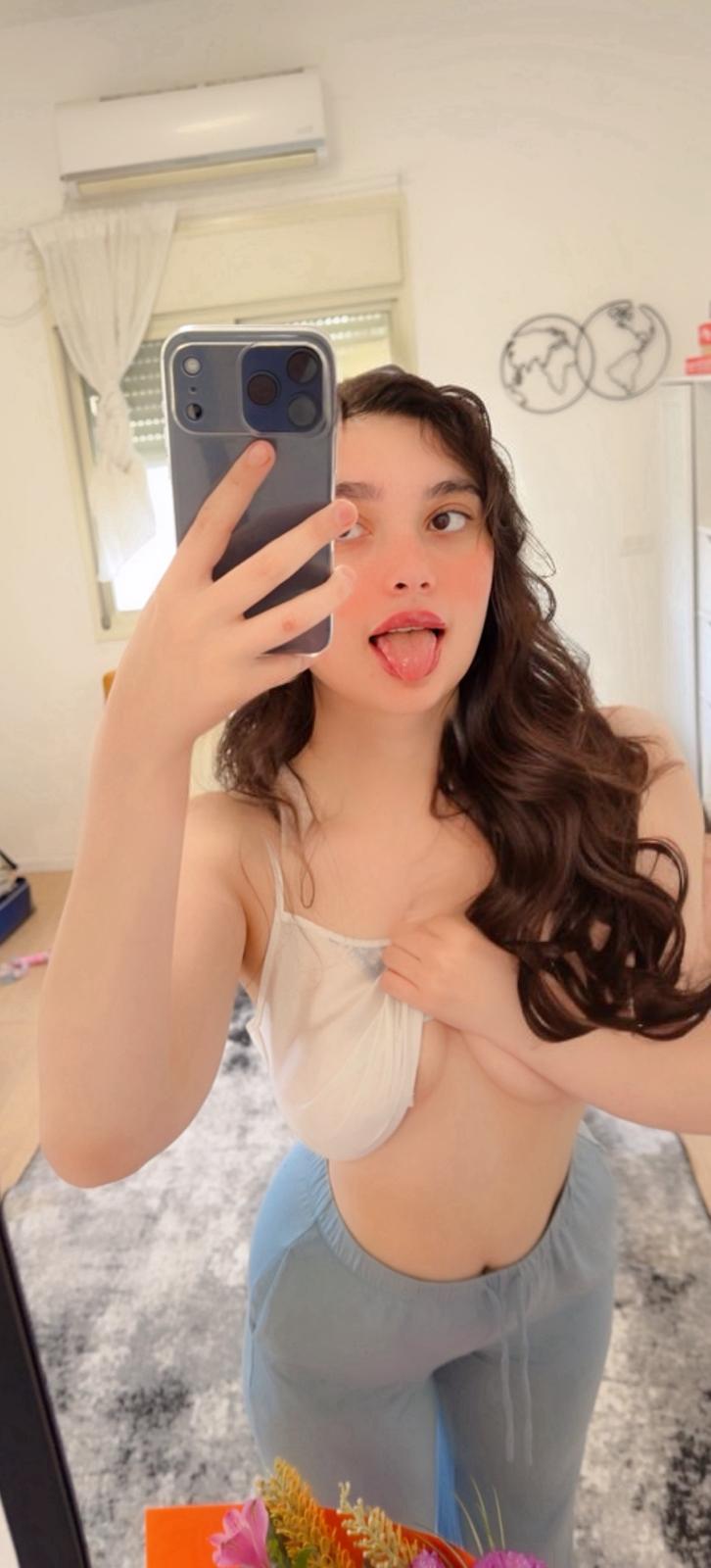 פרולה חדשה – נתניה- 20 תיירת מברזיל